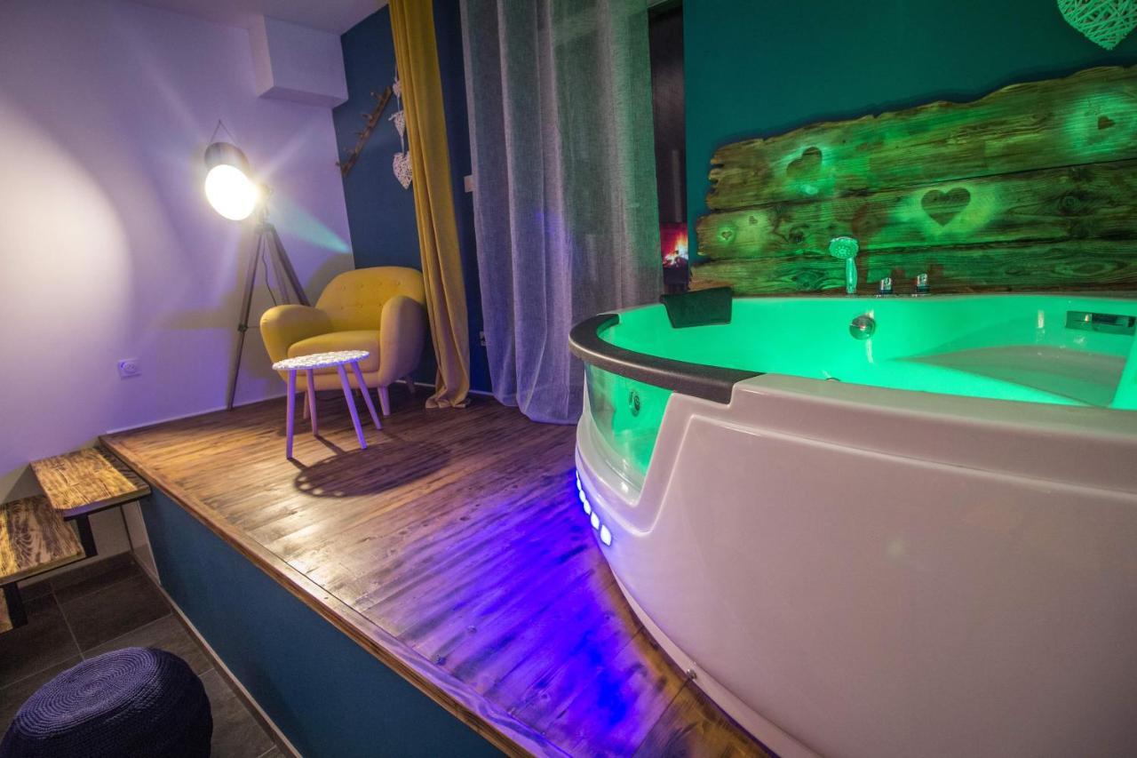 ** Au Canal Du Midi - Jaccuzzi & Luxueux Appartements ** Carcassonne Luaran gambar
